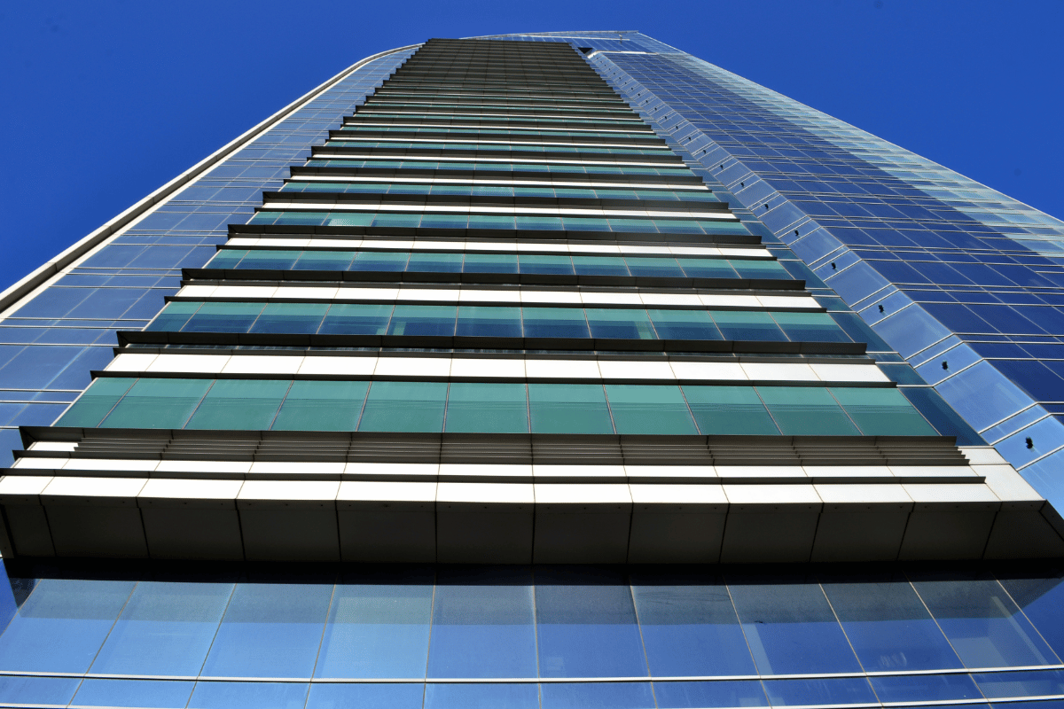 Establecimiento de Sucursal en Uruguay