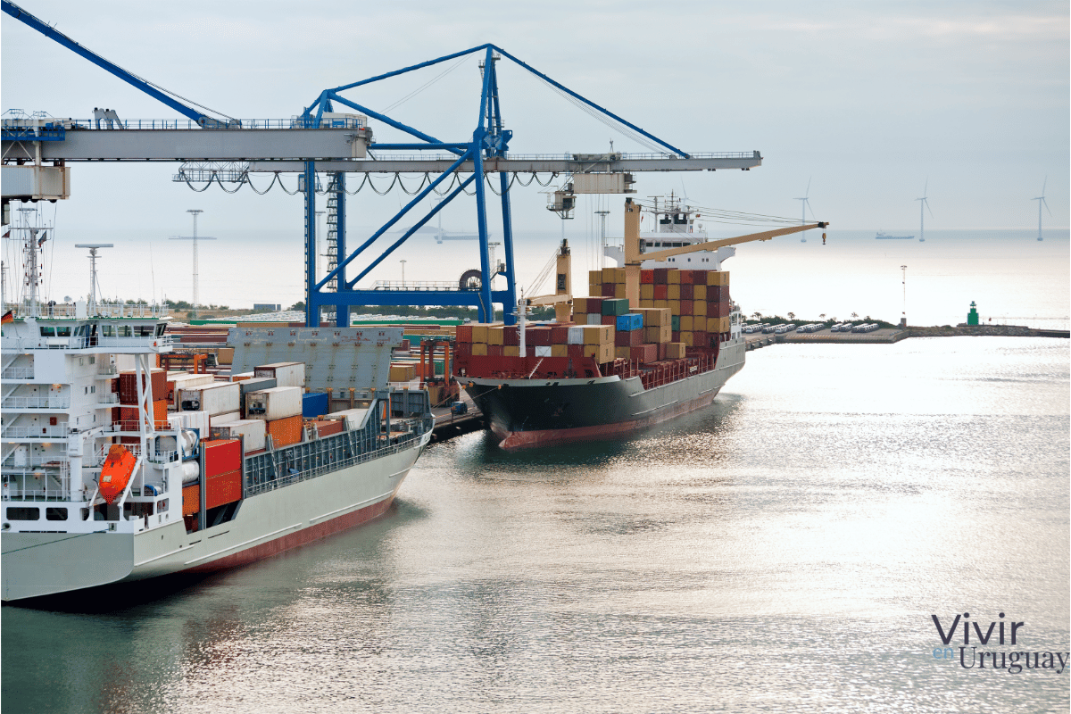 Aspectos legales para la instalación de depósitos logísticos Requisitos legales, permisos, y regulaciones para depósitos en zonas industriales y portuarias.