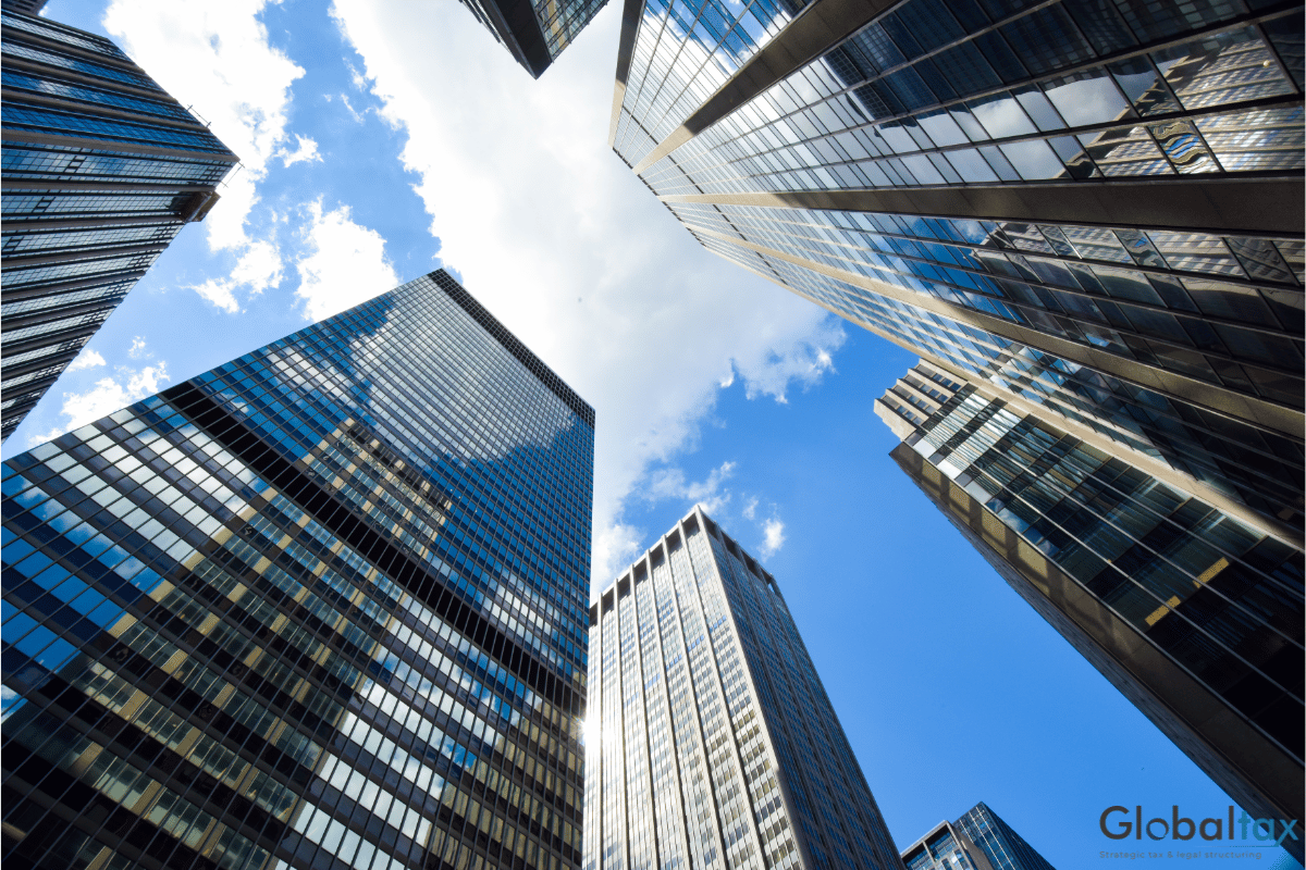 Cómo estructurar un grupo multinacional con holding uruguaya